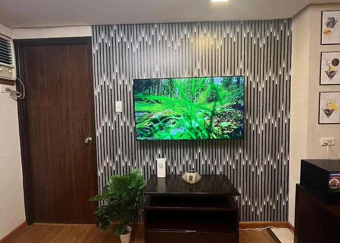 1br Vibes Rockwell View *