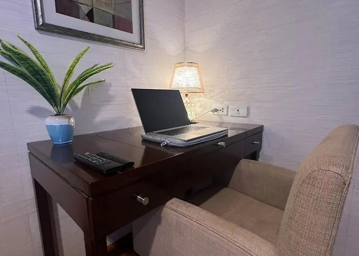 1br Vibes Rockwell View شقة فندقية